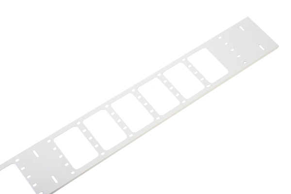 Вертикальный кабельный органайзер в шкаф ВКО-М-22.150